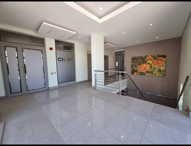98M² OFFICE TO LET IN CENTURY CITY